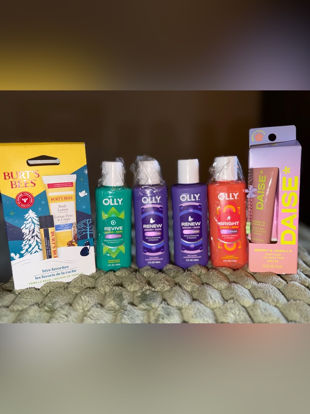 Burt’s Bees, Olly, & Daise Bundle RV:$32!!